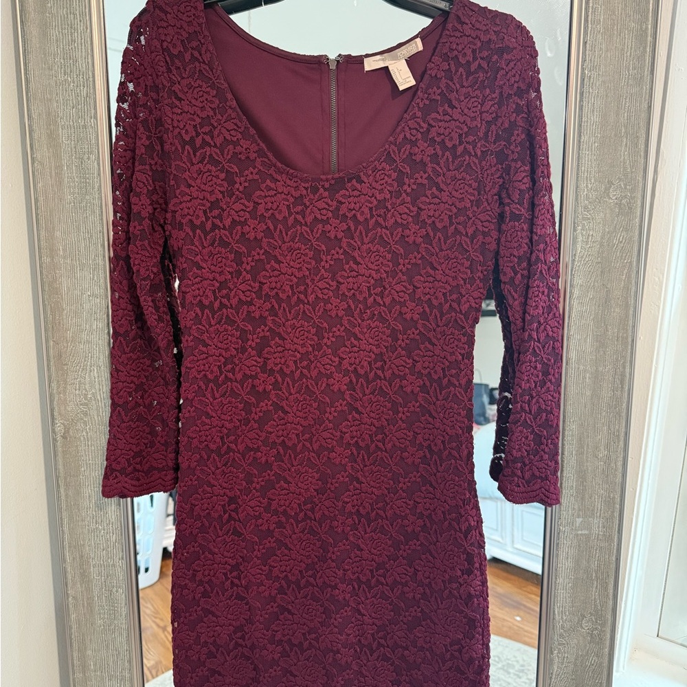 Elegant Burgundy Lace Dress